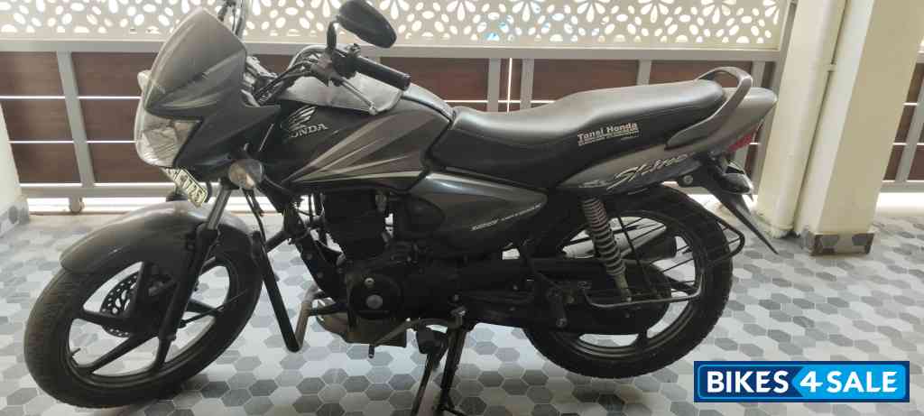 Gery Honda Shine 125 Disc Gery Honda Shine 125 Disc