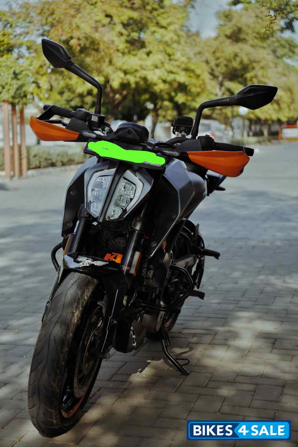 Metallic Grey KTM Duke 250 2022 Metallic Grey KTM Duke 250 2022