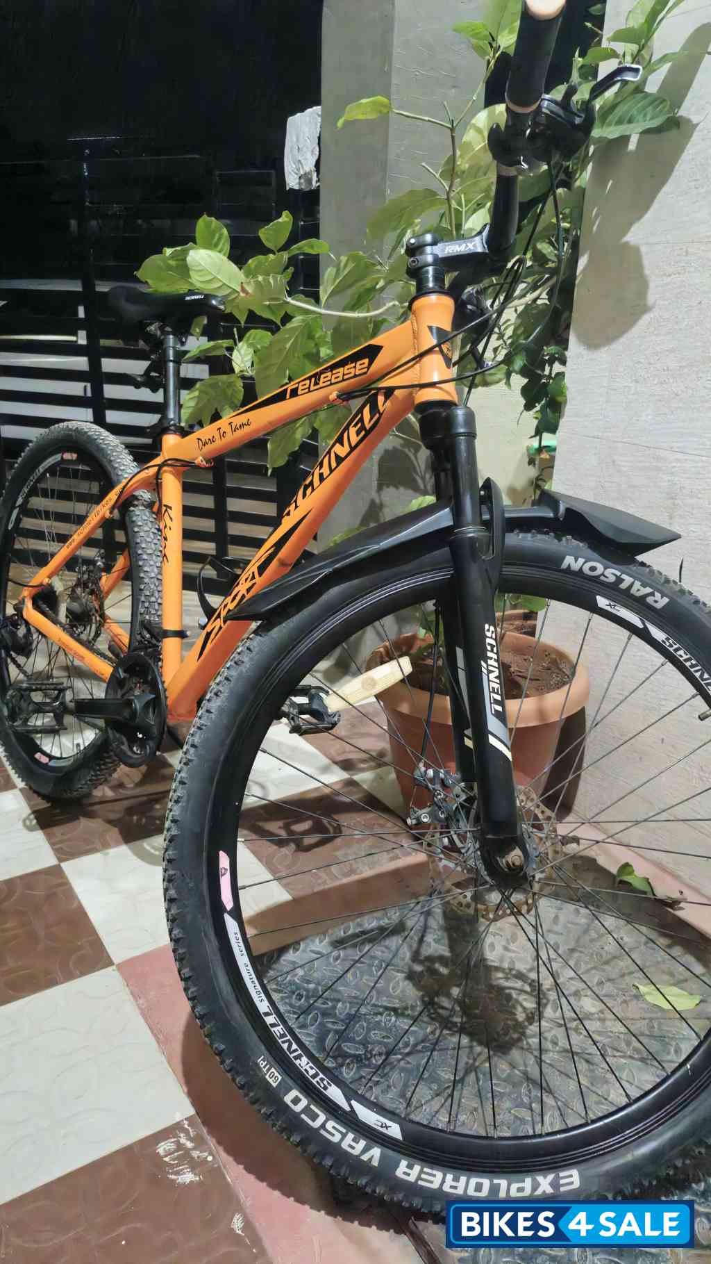 Orange Bicycle Schnell