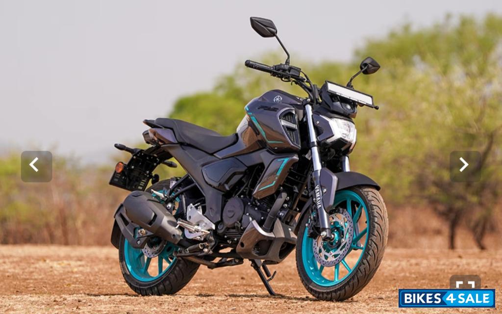 Grey Yamaha FZ-S FI Hybrid