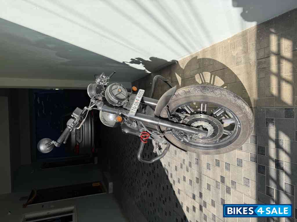 Jawa 42 Bobber Black Mirror Jawa 42 Bobber Black Mirror