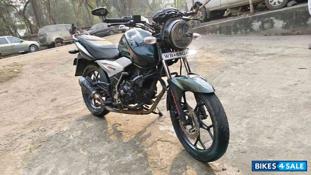 Bajaj Discover 150 F Bajaj Discover 150 F