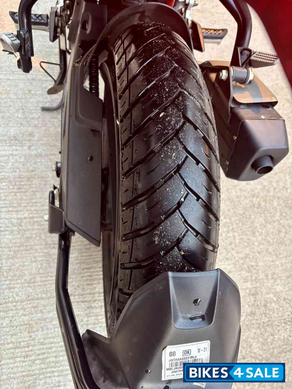 Black Hero Xtreme 125R