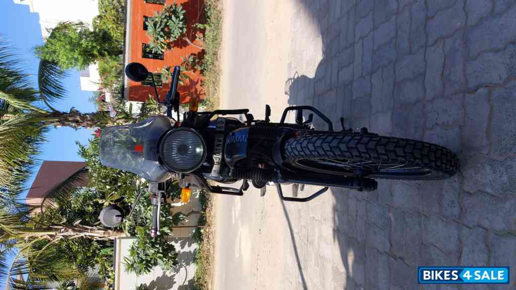 Black Royal Enfield Himalayan Black Royal Enfield Himalayan