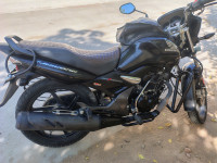 Black Honda Unicorn 160 BS6
