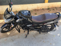 Black Honda Unicorn 160 BS6