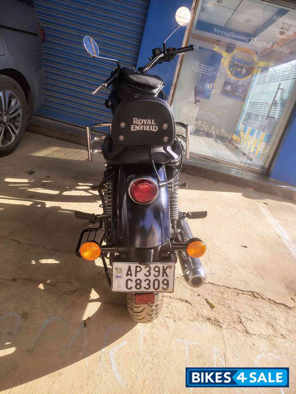 Royal Enfield Meteor 350 Royal Enfield Meteor 350