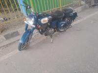 Lagoon Royal Enfield Classic 350