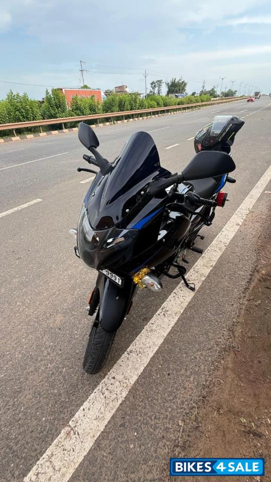 Bajaj Pulsar 220F BS6 Bajaj Pulsar 220F BS6