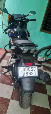 Bajaj Pulsar 220F BS6