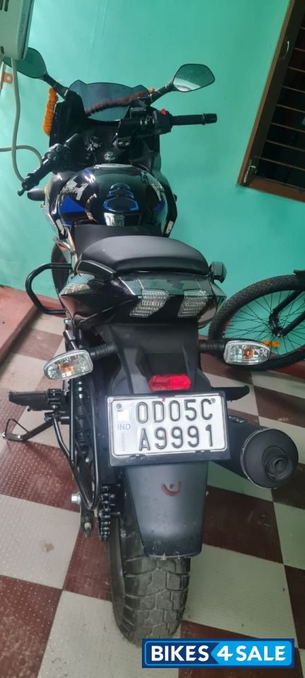 Bajaj Pulsar 220F BS6 Bajaj Pulsar 220F BS6