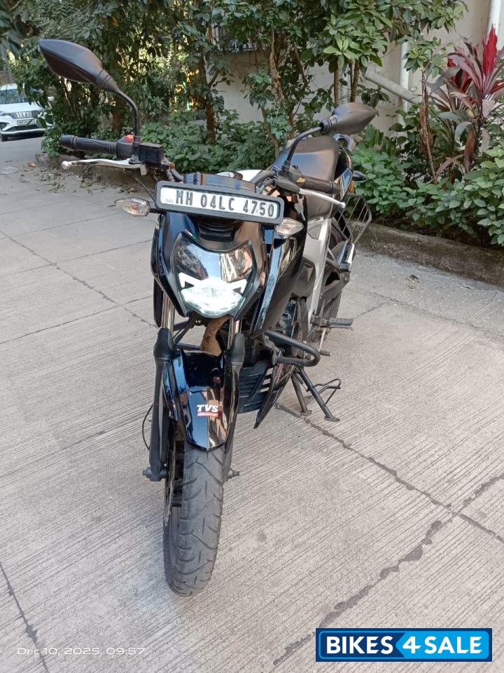 TVS Apache RTR 160 4V