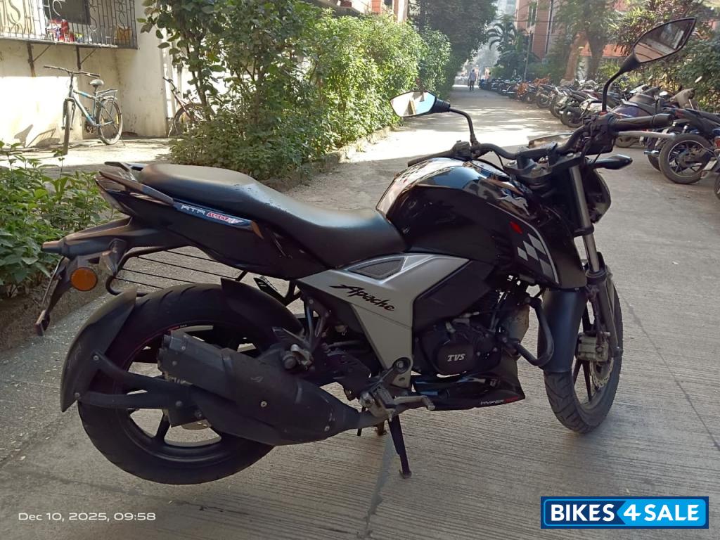 TVS Apache RTR 160 4V TVS Apache RTR 160 4V