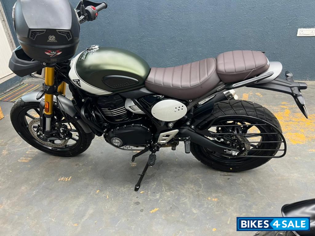 Matte Green Triumph Scrambler 400 X