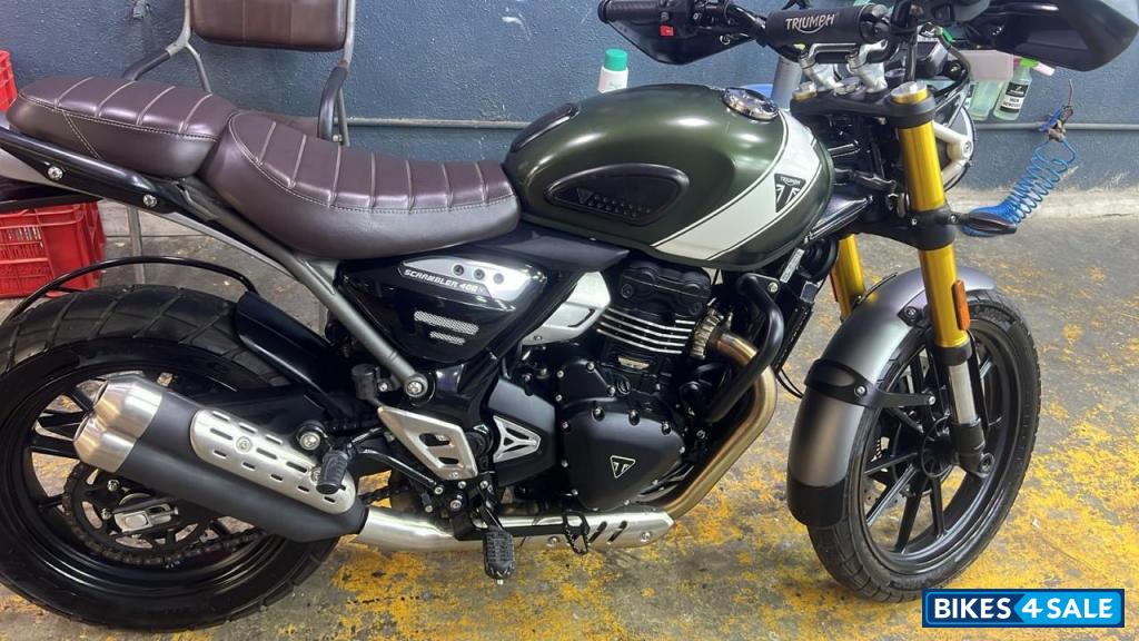 Matte Green Triumph Scrambler 400 X Matte Green Triumph Scrambler 400 X