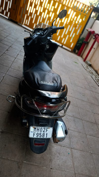 Matt Black Suzuki Burgman Street