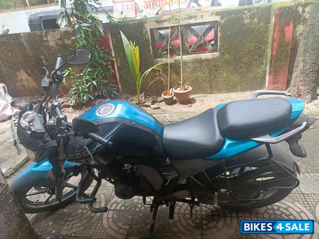 Yamaha FZ-S FI V2 Yamaha FZ-S FI V2