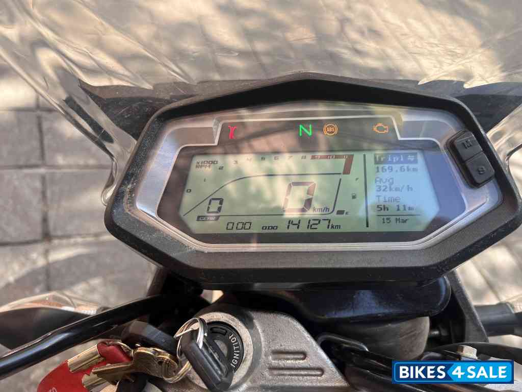 Red White Black - Rally Colors Hero Xpulse 200 4V Rally Edition