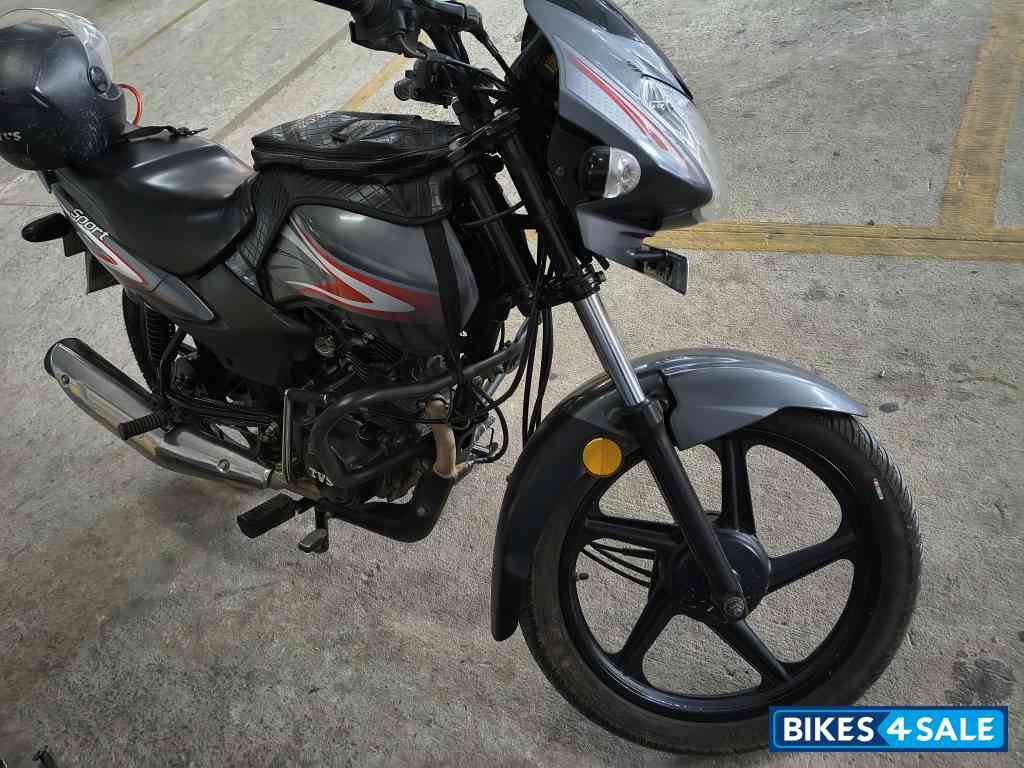 Grey And Red Mix TVS Sport BS6 Grey And Red Mix TVS Sport BS6