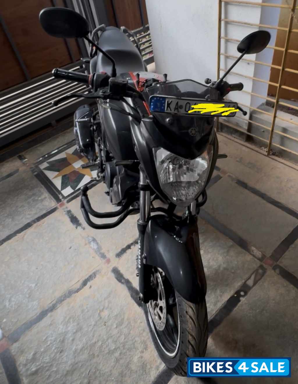 Yamaha FZ