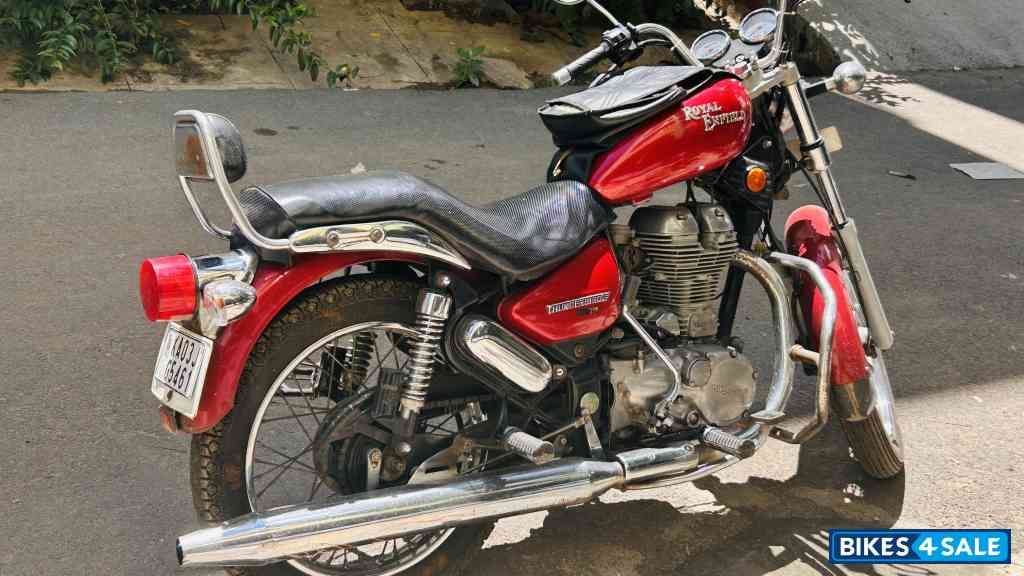 Royal Enfield Thunderbird TwinSpark 350 Royal Enfield Thunderbird TwinSpark 350