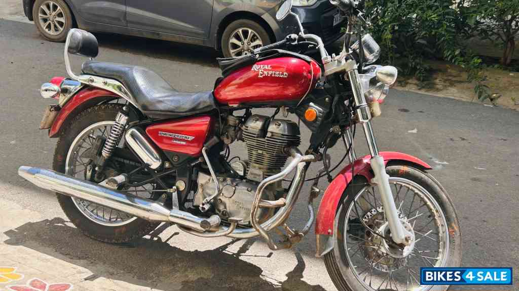 Royal Enfield Thunderbird TwinSpark 350 Royal Enfield Thunderbird TwinSpark 350