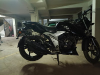 Black TVS Apache RTR 160 4V