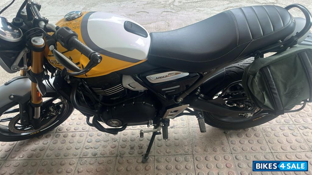 Racing Yellow Triumph Speed 400 2025 Racing Yellow Triumph Speed 400 2025