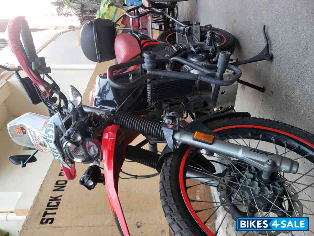 Hero Xpulse 200 4V Hero Xpulse 200 4V