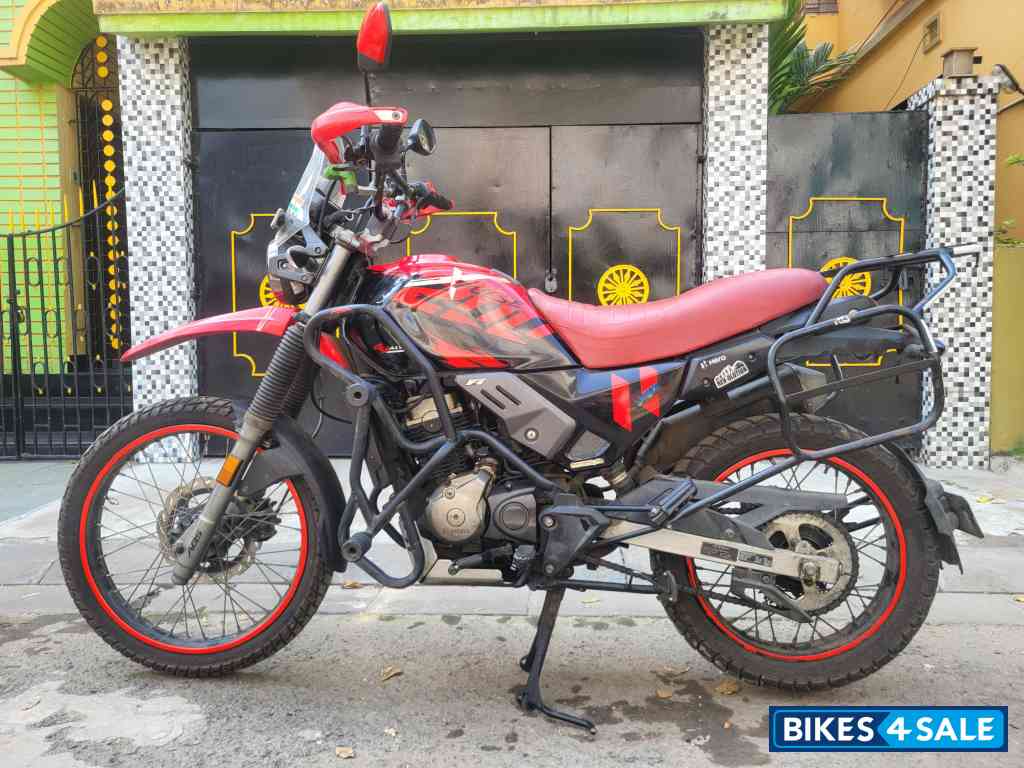 Sport Red Hero Xpulse 200 4V