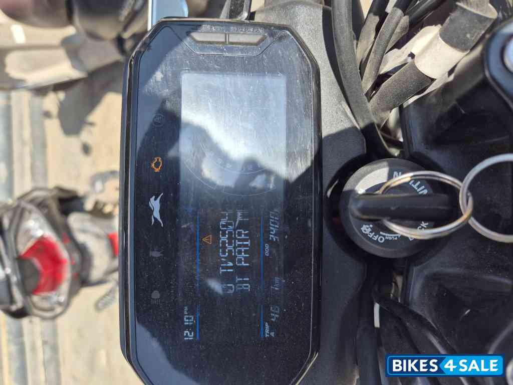 Black TVS Raider 125 Black TVS Raider 125