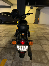 Royal Enfield Classic Stealth Black