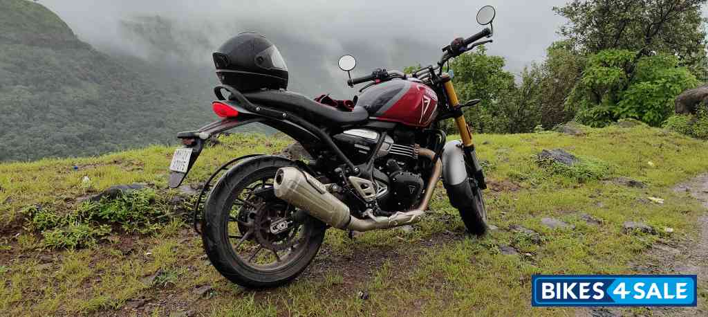 Gray Triumph Speed 400