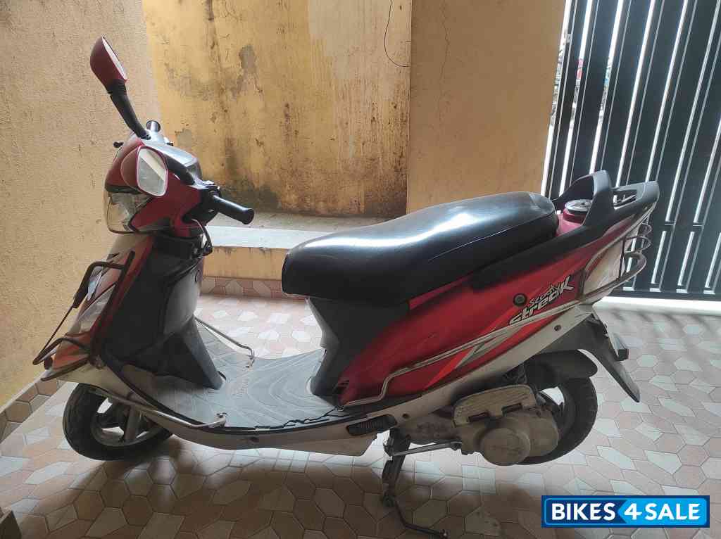 Red TVS Scooty Streak