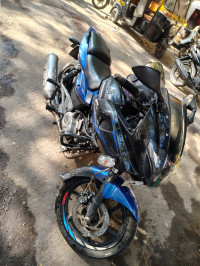 Bajaj Pulsar 220 DTSFi 2015 Model