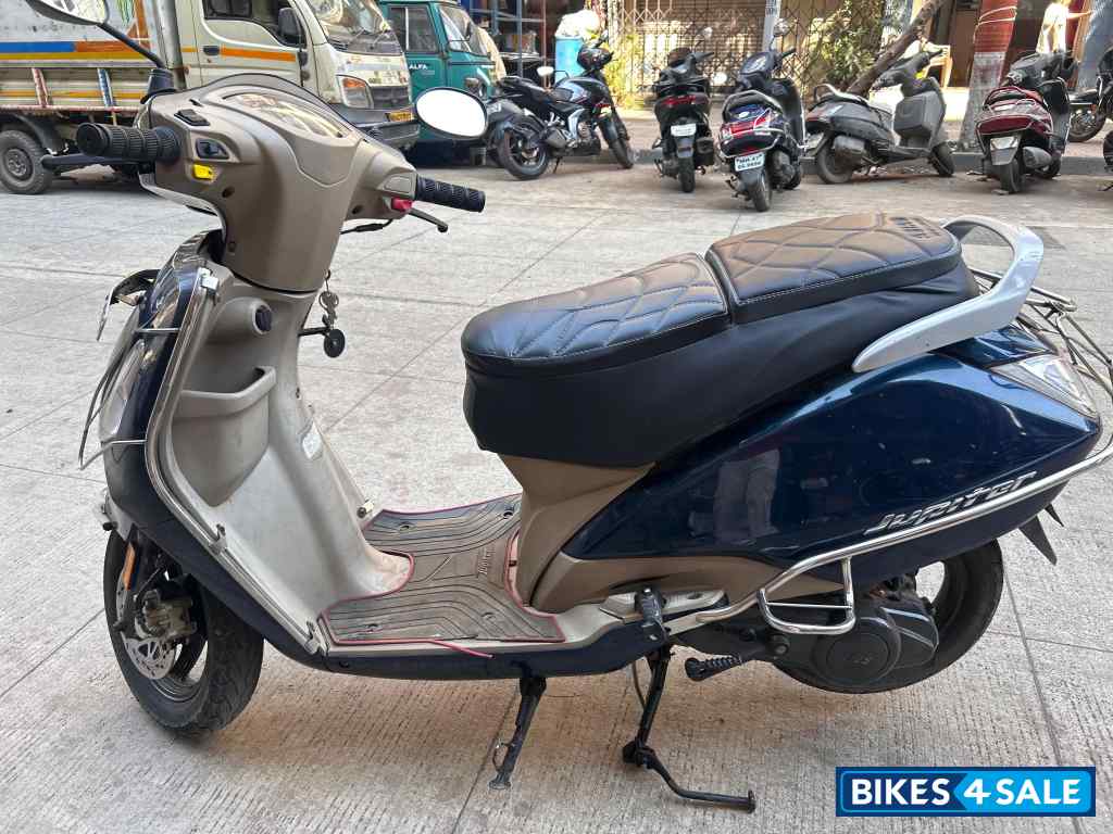 Blue TVS Jupiter ZX Disc BS6