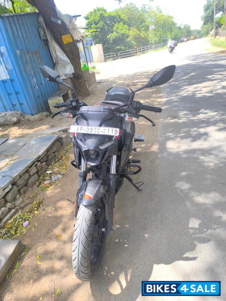 Black Bajaj Pulsar N160 Dual Channel ABS Black Bajaj Pulsar N160 Dual Channel ABS