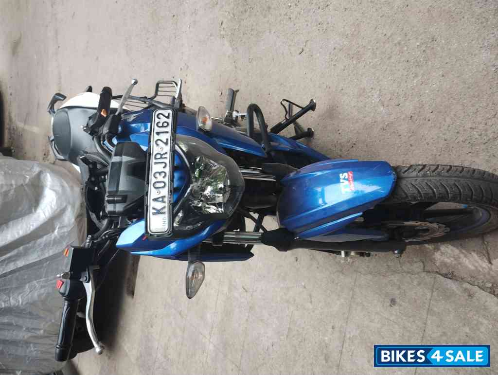 Blue White TVS Apache RTR 160 4V