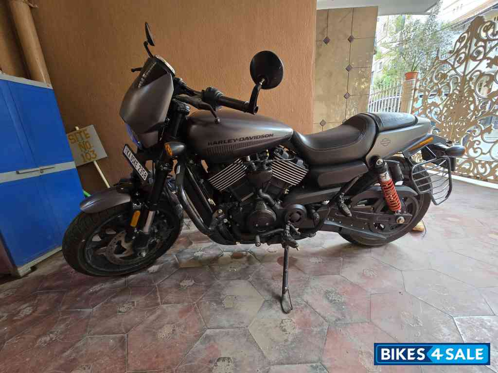 Harley Davidson Street Rod