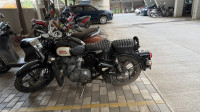 Black Royal Enfield Classic 350