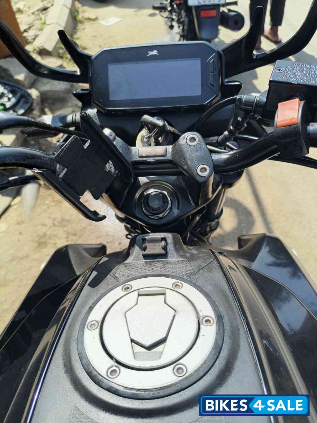TVS Raider Split Seat TVS Raider Split Seat