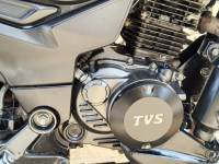 TVS Raider Split Seat