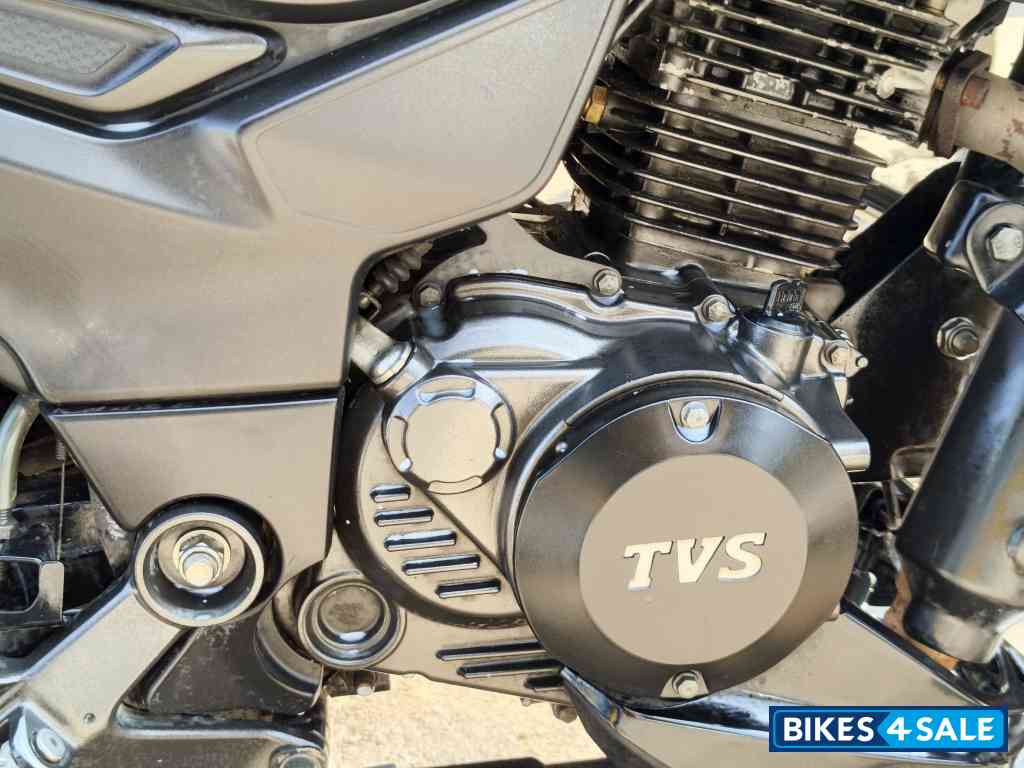 TVS Raider Split Seat TVS Raider Split Seat