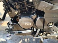 TVS Raider Split Seat