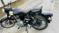 Black Royal Enfield Classic 350 Dual Channel BS6