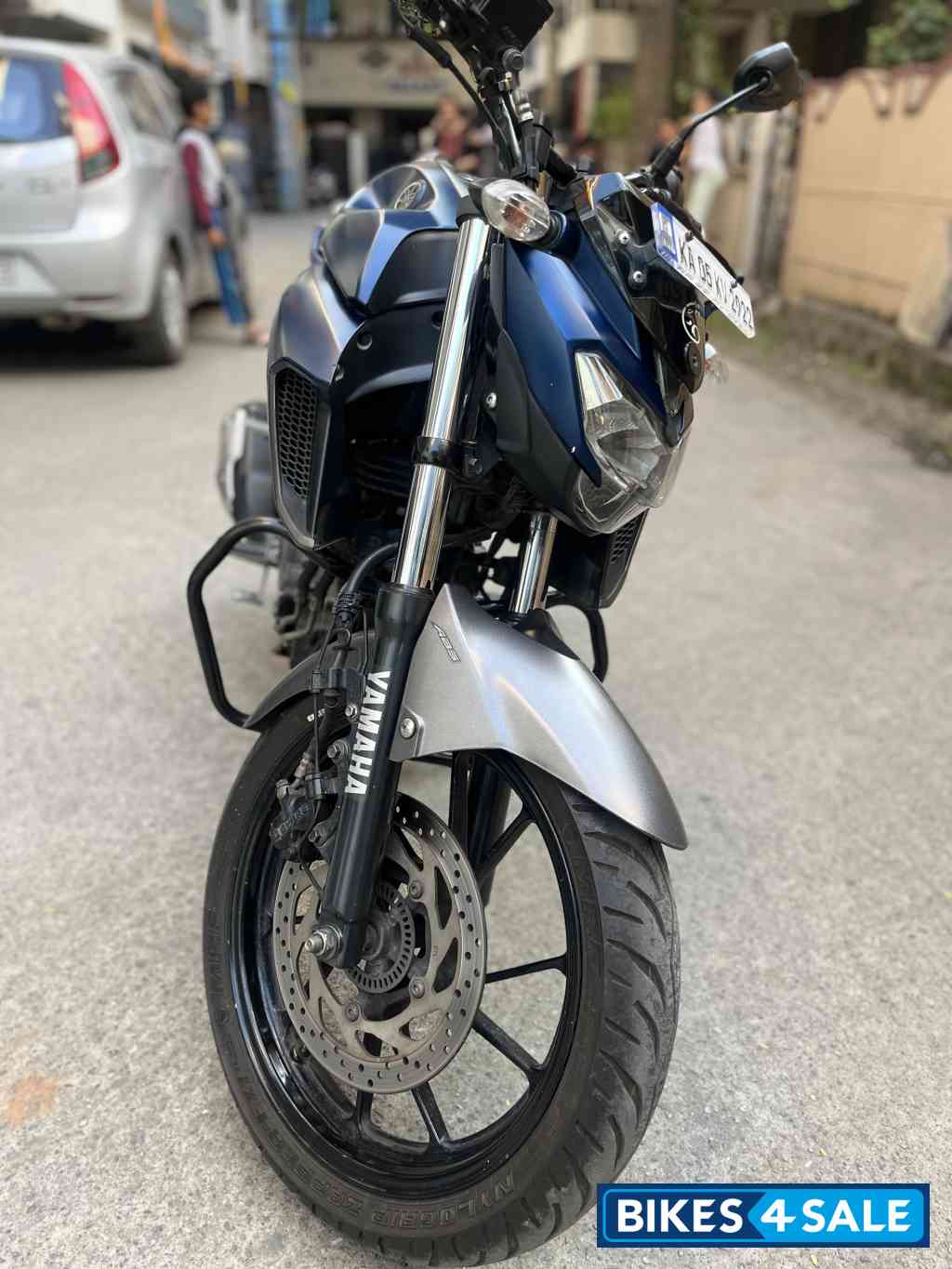 Matte Blue Yamaha FZS 25