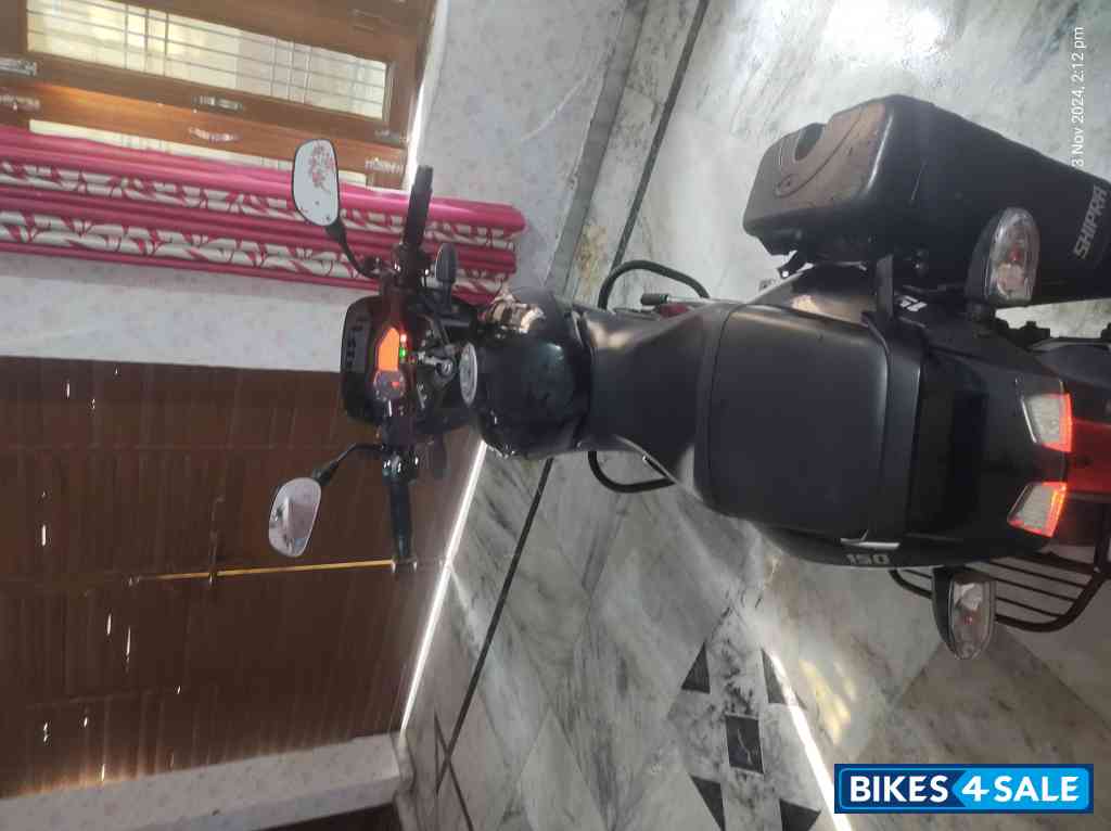 Zet Black Bajaj Pulsar 150 DTSi Zet Black Bajaj Pulsar 150 DTSi