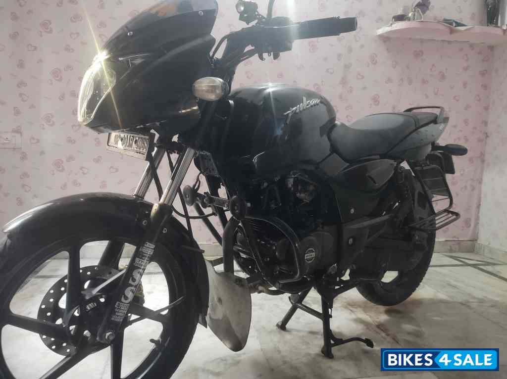 Zet Black Bajaj Pulsar 150 DTSi Zet Black Bajaj Pulsar 150 DTSi