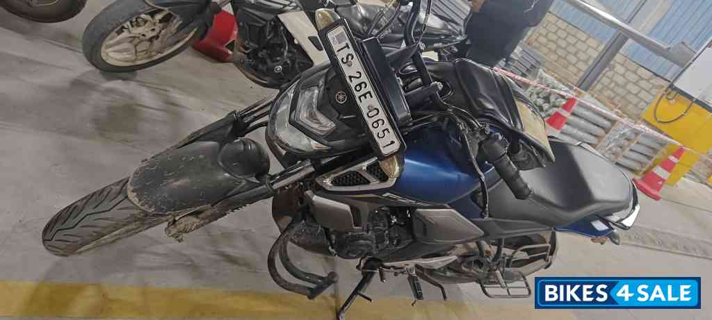 Blue Yamaha FZ-S FI V3