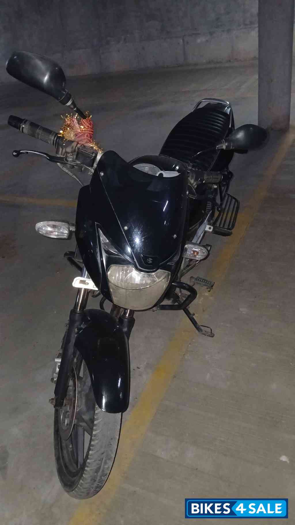 Black Bajaj Pulsar 150 DTSi Black Bajaj Pulsar 150 DTSi